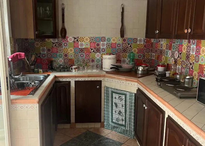 Coremi אכסניה *